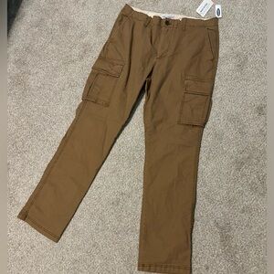 NWT - Men’s Built-In Flex Pants (Size 36x34)